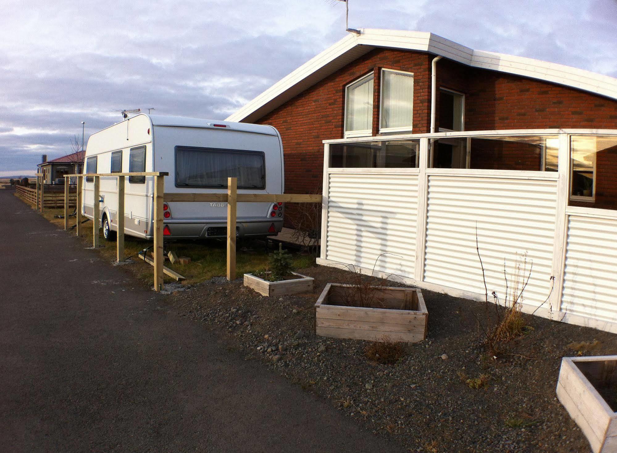 Guesthouse Bjarney Selfoss Eksteriør billede