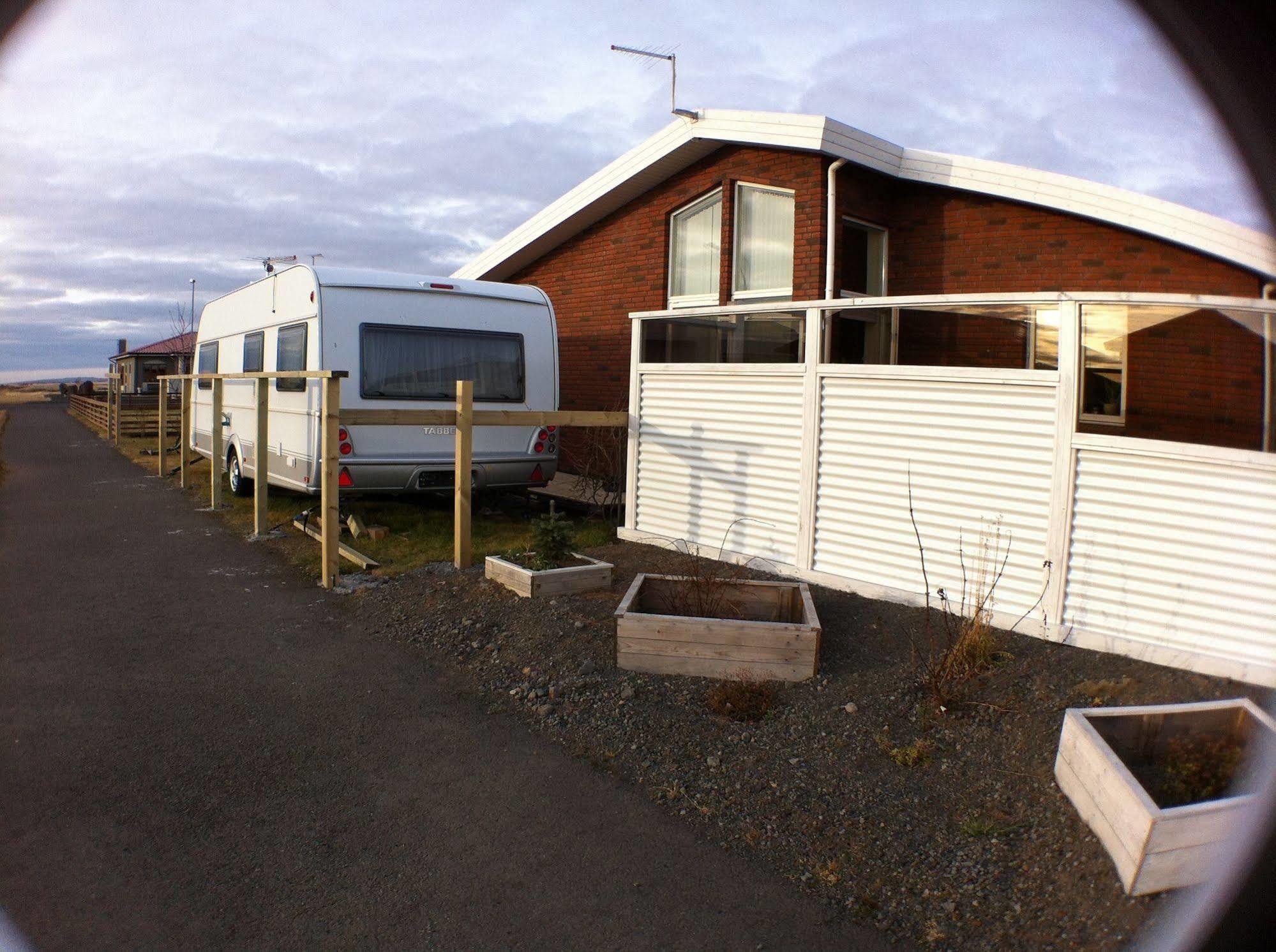 Guesthouse Bjarney Selfoss Eksteriør billede